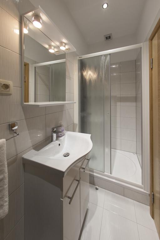 Villa Klara Guest House Baška Voda Eksteriør bilde